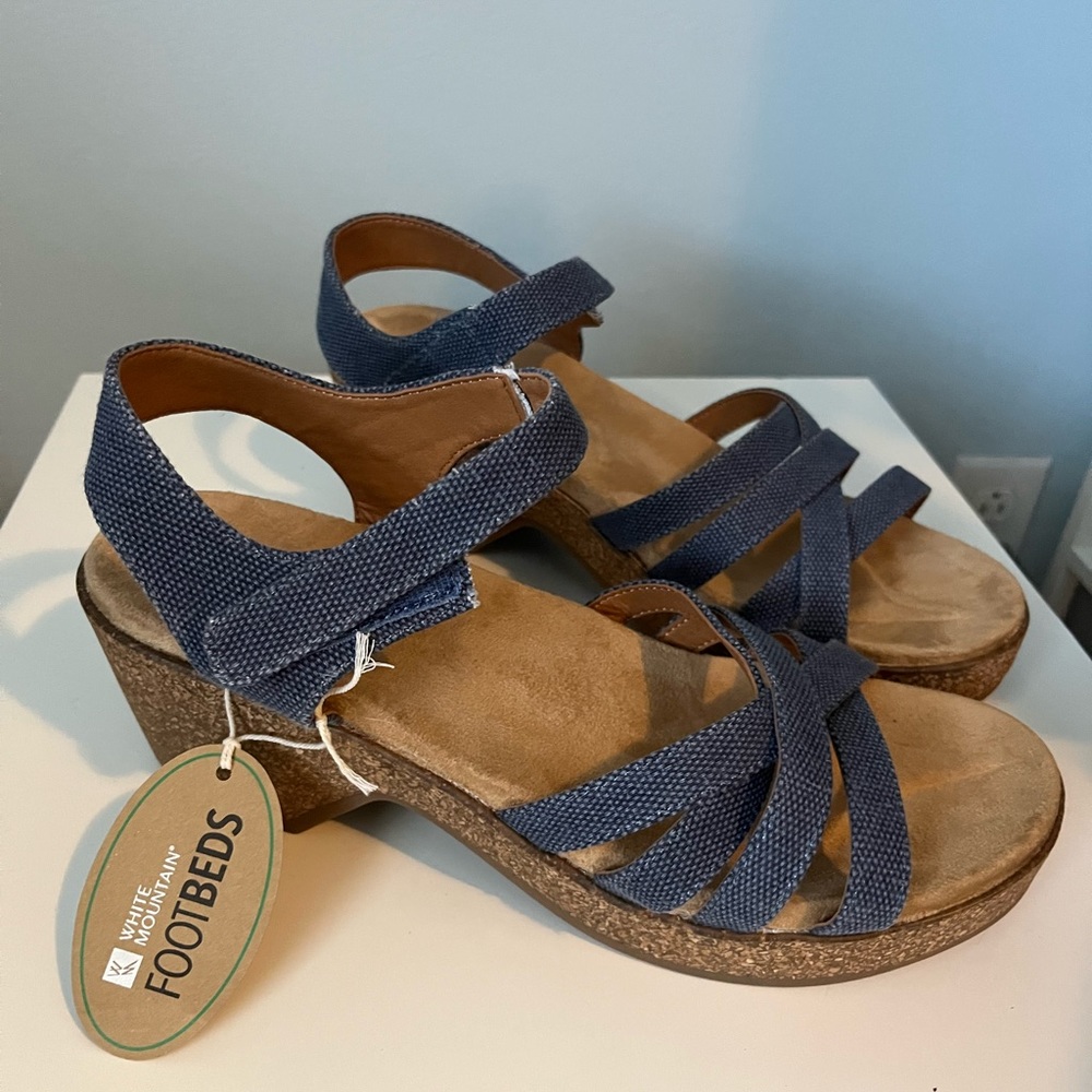 Strappy Denim Blue White Mountain Wedge Sandals size 10 Medium